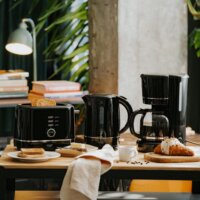 Adler AD 1385B Vízforraló 1.7L 2200W - Fekete