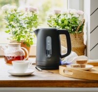 Adler AD 1379B Vízforraló 1.7L 2200W - Fekete