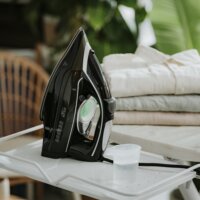Adler AD 5054 Gőzölős Vasaló 3000W - Fekete