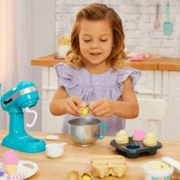 MGA Entertainment Little Tikes Creative Chefs 18 részes Kreatív Konyhai cukrász szett