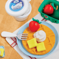 MGA Entertainment Little Tikes Creative Chefs 18 részes Gofri készítő szett