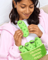 Just Play Emotional Support Uborka plüssfigura