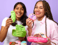 Just Play Emotional Support Uborka plüssfigura