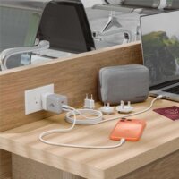 Alogic WCM3X100G USB-A / 2x USB-C Hálózati Utazó Gyorstöltő Adapter 100W + USB-C Kábel 2m - Fehér