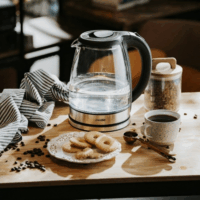 Mesko MS 1307 Vízforraló 1.8L 1500W - Átlátszó / Fekete