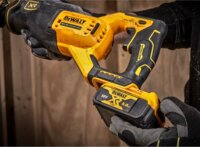 DeWALT DCS382N-XJ Akkumulátoros orrfűrész 18V (Akku és töltő nélkül)