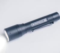 Led Lenser P5 Akkus Elemlámpa 200 Lumen - Fekete