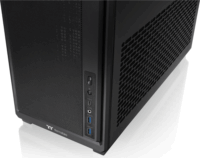 Thermaltake TR300 TG Midi Torony Számítógépház + 1db 120mm ventilátor - Fekete