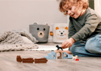 Schleich 42763 Farm World Kalandra fel! kölyökkutya játékfigura szett