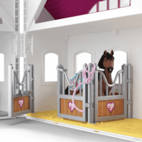 Schleich 42787 Horse Club Gyógyító paták Lovasklinika Játékszett