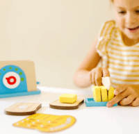 Spin Master Melissa & Doug Kenyérpirító játékszett