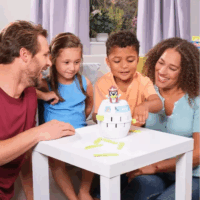 Tomy Pop Up Bluey családi társasjáték