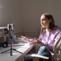 Nedis SEST300BK Bluetooth Szelfibot és állvány levehető távirányítóval - Fekete