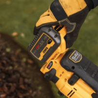 DeWalt DCMASED57X1-QW Akkus Multifunkciós kerti gép 54V Szegélyvágó tartozékkal