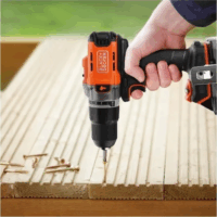 Black & Decker BCD382D1XK-QW Akkus fúró-csavarozó 18V + koffer