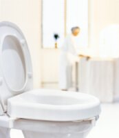 Etac HI-Loo WC-ülésemelő konzolokkal 10 cm - Fehér