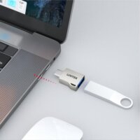 Unitek A1025GNI USB-C apa - USB-A anya OTG Adapter - Ezüst