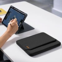 tomtoc Light-B18 11" iPad Air / Pro Tok Sleeve - Fekete