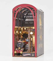 Revell Tiny Adventures Harry Potter - Roxfort expressz könyvtámasz