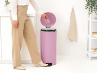 Brabantia Treteimer Newicon 30 literes pedálos rozsdamentes acél szemetes - Rózsaszín