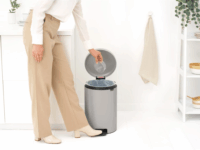 Brabantia Treteimer Newicon 20 literes pedálos rozsdamentes acél szemetes - Szürke