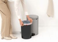Brabantia Treteimer Newicon 20 literes pedálos rozsdamentes acél szemetes - Szürke