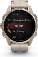 Garmin Fenix 8 AMOLED Érintőképernyős Okosóra 43mm Homokkő bőrszíjjal + Homokkő / Szürke szilikon szíjjal - Krémarany / Titanium