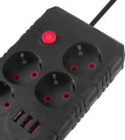 Maclean MCE392 B 3x USB-A Hálózati Elosztó 4 aljzatos 1.5m - Fekete