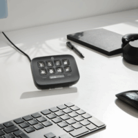 Corsair Elgato Stream Deck Neo 8 USB 2.0 Testreszabható LCD Billentyű Vezérlő - Fekete