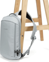 Pacsafe V Tech Lopásgátló városi- és utazó Válltáska 49,5 x 23,5 x 7,1 cm - Szürke