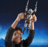 Hasbro Star Wars Interaktív Angolul Beszélő Mandalóri és Grogu Játékfigura 30 cm