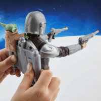 Hasbro Star Wars Interaktív Angolul Beszélő Mandalóri és Grogu Játékfigura 30 cm