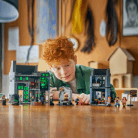 LEGO 76471 Harry Potter - A Zsebpiszok köz™ varázslóboltjai