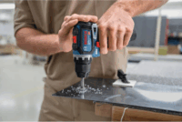 Bosch GSR 12V-32 Professional Akkus fúró-csavarozó + 2x 12V Akku + Táska + Bitkészlet