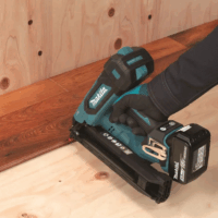 Makita DBN620Z Akkus Tűzőgép 18V (Akku és töltő nélkül)