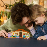 LEGO 11221 Bluey - Rozsdás és Bluey a Suliban