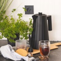 Alessi MDL06B Plisse Vízforraló 1.7L 2400 Watt - Fekete