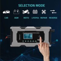 Qoltec 52493 Intelligens Akkumulátor Töltő AGM / GEL / LiFePO4 Akkukhoz LCD Kijelzővel