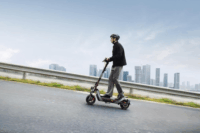 Navee NT5 MAX Elektromos Roller (25km/h / 700W) - Fekete