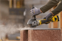 Stanley SFMCG700B Akkus Sarokcsiszoló Flex Ø125mm 18V (Akku és töltő nélkül)