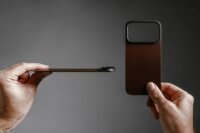 Nomad Magnetic Leather Back MagSafe Apple iPhone 17 Pro Max Bőr Tok - Barna
