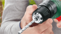 Bosch 06039D4103 Akkus ütvefúró-csavarozó + 2x 18V Akku + 241 db-os tartozékkészlet