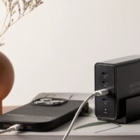 Native Union Fast GaN PD 4x USB-C Hálozati Gyorstöltő Adapter 140W - Fekete