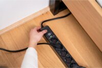 Brennenstuhl 1150790602 USB-A / USB-C Túlfeszültség védő elosztó 6 aljzatos 2m - Fekete