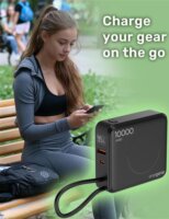Gembird PB10-WPC15-LCD-01 Wireless Powerbank integrált USB-C kábellel / 10000mAh 20W - Fekete