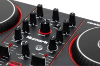 Numark Party Mix MKIII 2 Csatornás Keverőpult Mixer - Fekete / Piros