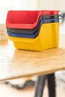 Stanley STST82739-1 Rakásolható tárolórekesz 24 x 24 x 12,6 cm - Piros