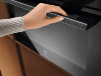 Electrolux LVM6E46Z Beépíthető Mikrohullámú Sütő 44L 1000W - Fekete