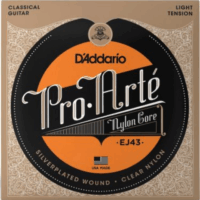 D'Addario EJ43 Pro-Arté Carbon Nylon Klasszikus Gitárhúr-készlet (27-42)
