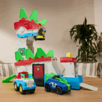 Spin Master Mancs Őrjárat Dino Mobil Főhadiszállás Fénnyel és Hanggal